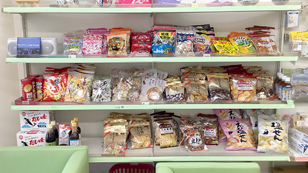 民生堂薬局加茂店の飲食物