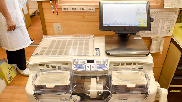 函南鈴木薬局の調剤器具