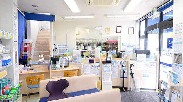 クオール薬局磯部町店の受付/カウンター