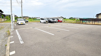 沖町ファーマライズ薬局の駐車場