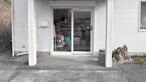 エビスヤ薬局　浪花店の入口