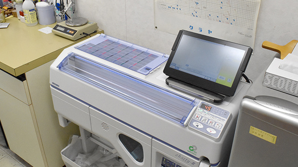 エビスヤ薬局　浪花店の調剤器具
