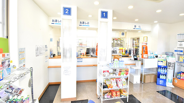クオール薬局まつなみ店の受付/カウンター