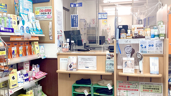 クオール薬局平田店の受付/カウンター