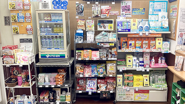 クオール薬局平田店の飲食物