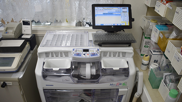 フジ薬局の調剤器具
