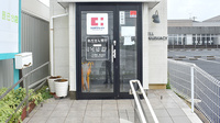 ベル薬局　辰巳台店の入口
