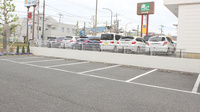 おゆみ野みどりヶ丘薬局の駐車場