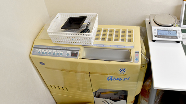 とみざわ薬局駅前店の調剤器具