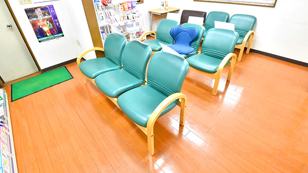 クオール薬局八街２号店の待合スペース