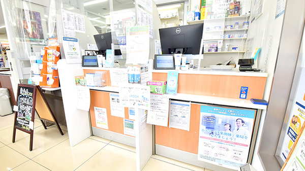 ローソンクオール薬局市原八幡店の受付/カウンター