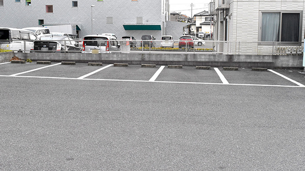 わかな薬局おゆみ野店の駐車場