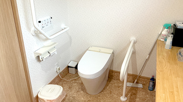 薫風薬局のお手洗い
