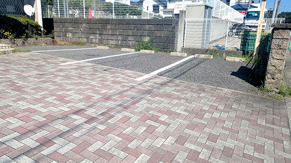 大洋薬局稲毛店の駐車場