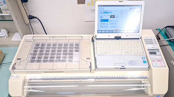 大洋薬局小仲台店の調剤器具