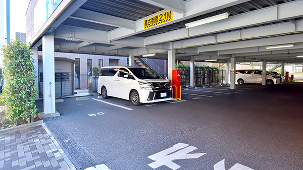 クオール薬局妙典店の駐車場