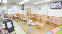 薬局メディクス 新浦安店の待合スペース
