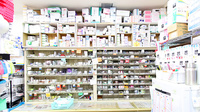 あんず薬局 豊中店の薬棚