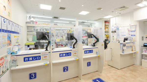 クオール薬局梅田北店の受付/カウンター