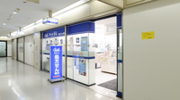クオール薬局梅田店の外観