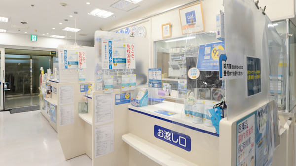 クオール薬局梅田店の受付/カウンター
