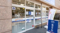 クオール薬局関目高殿店の入口