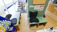 クオール薬局関目高殿店の待合スペース