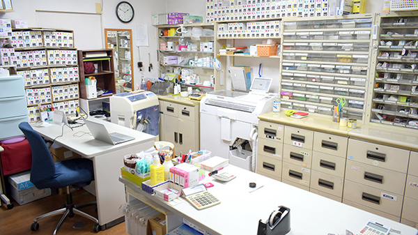 オリーブ薬局（阪急相川駅）の調剤室
