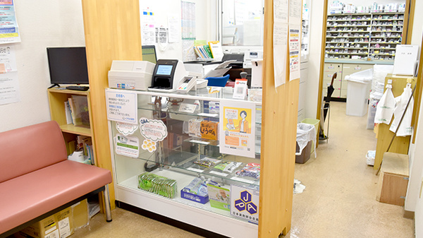 かもめ薬局南茨木店の受付/カウンター