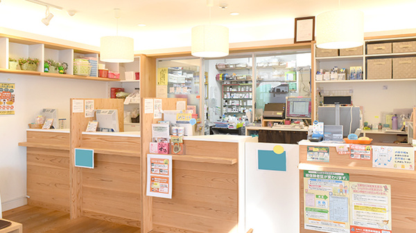 キタバ薬局　金剛西口店の受付/カウンター