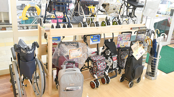 キタバ薬局　河内長野店の介護用品