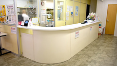 みなみ調剤薬局の受付/カウンター