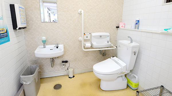 クオール薬局西梅田店のお手洗い