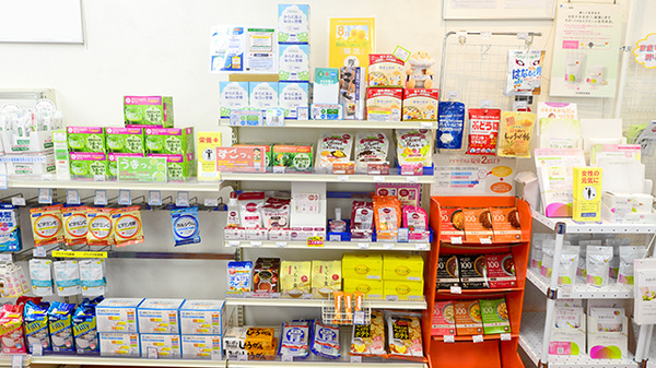 クオール薬局西梅田店の健康食品