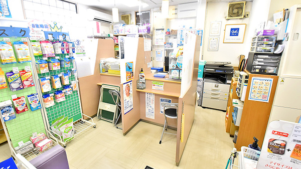 クオール薬局藤阪元町店の受付/カウンター
