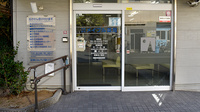 メイプル薬局　都島店の入口