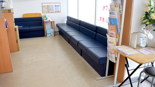 やまと薬局の待合スペース