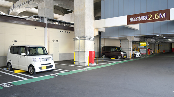 阪神調剤薬局　泉大津店の駐車場