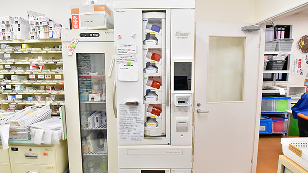 新世薬局阿倍野店の調剤器具