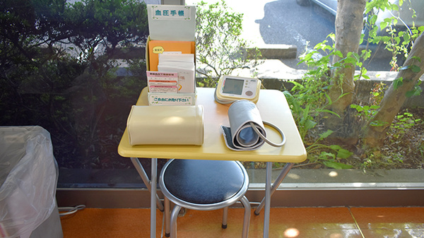 ワタナベ薬局　豊川店の血圧計