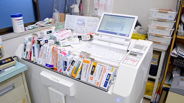 小向調剤薬局の調剤器具