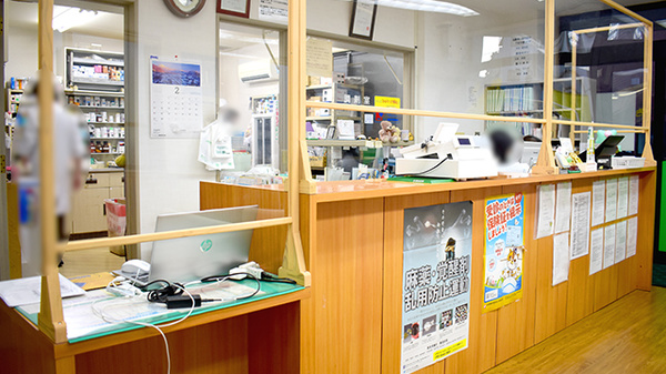 きりん堂薬局の受付/カウンター