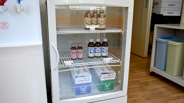 ＣＭＳすみれ薬局の飲食物