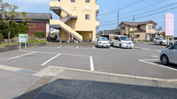 すみれ薬局の駐車場