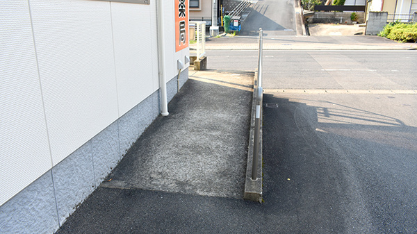 三城薬局のバリアフリー設備