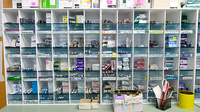 順天堂調剤薬局富士見店の薬棚