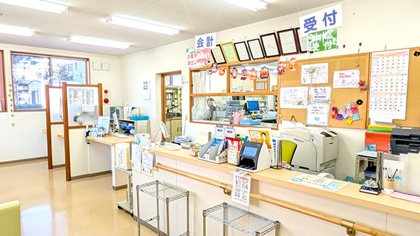 ひまわり薬局の受付/カウンター