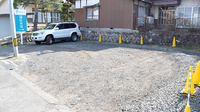 関薬局の駐車場