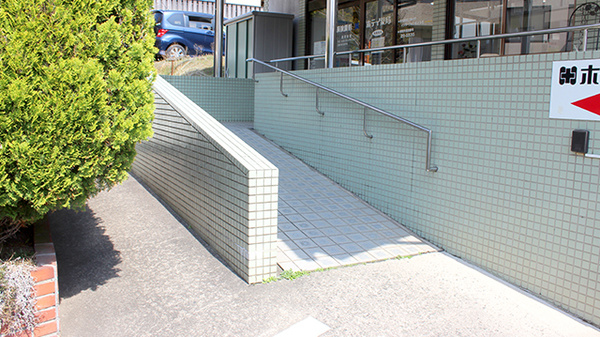 有限会社ホテイ薬局のバリアフリー設備