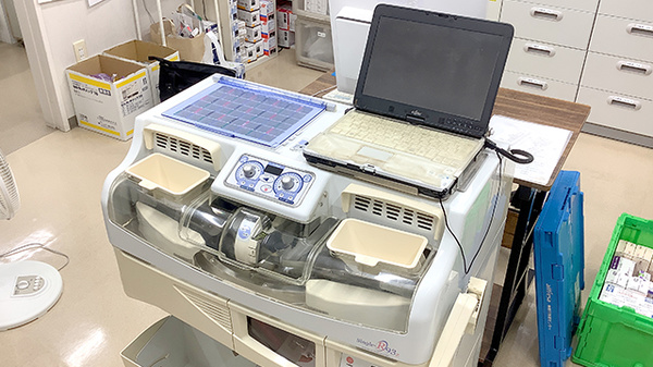 コスモファーマシーすずらん薬局の調剤器具